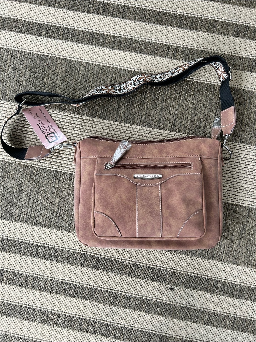 Crossbody purse